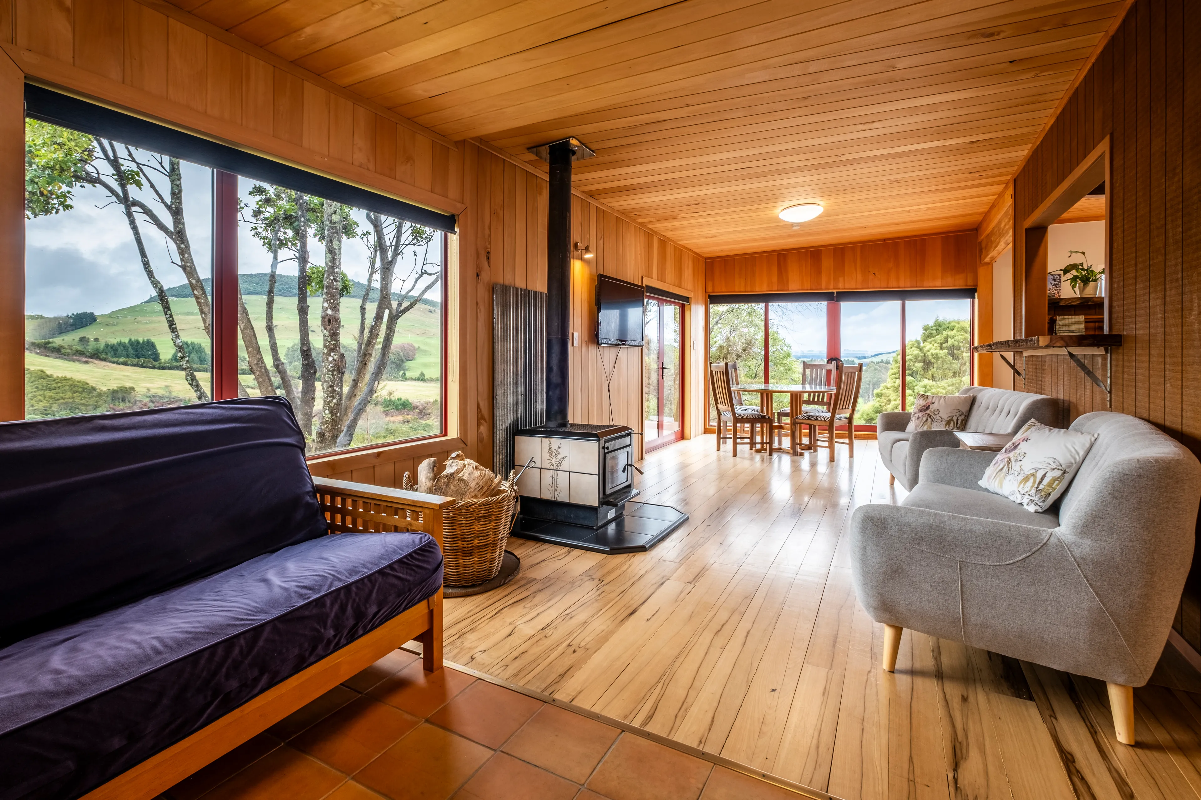 Omori Chalet Lounge